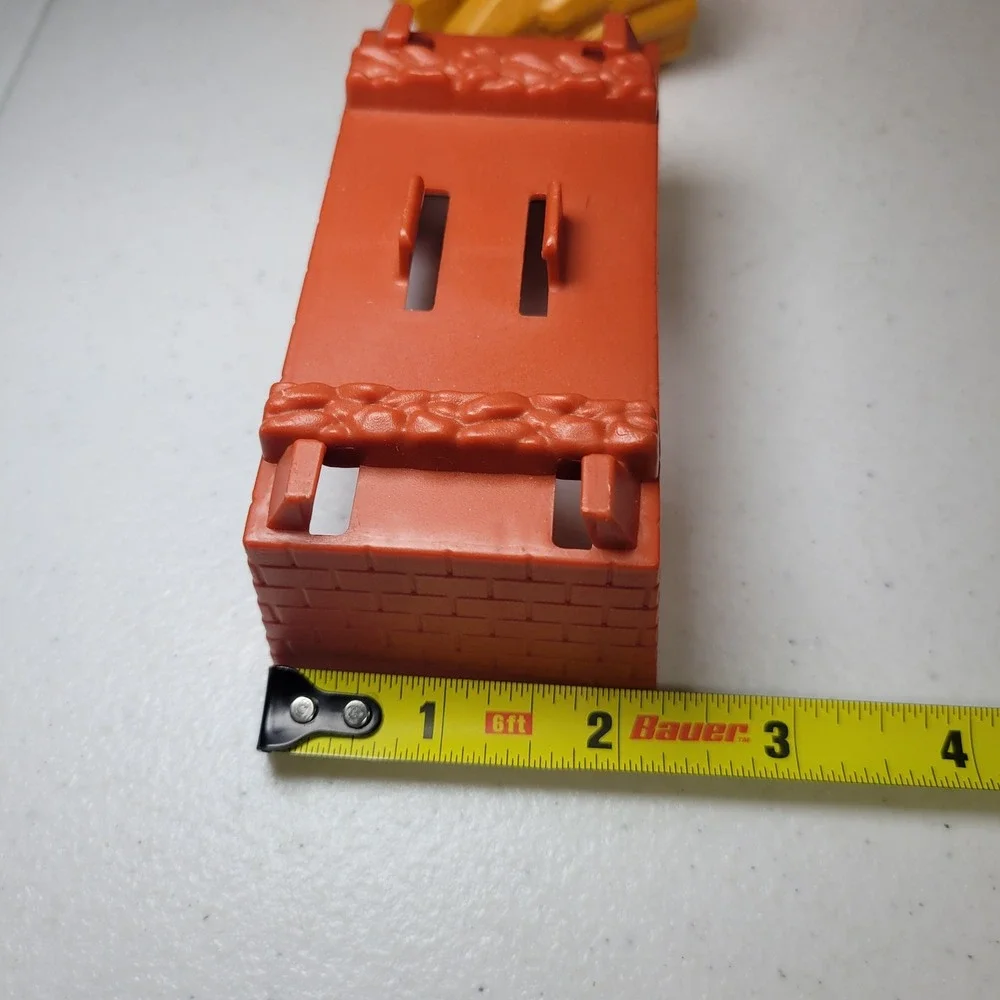 Thomas‎ Train Track Replacement Riser GPD84 RR1 Orange Brown Lot of 4